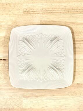 VTG Lenox Creme Embossed Ashtray Dish Plate with 24k Gold Edge